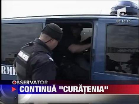 Continua "curatenia" pe litoral