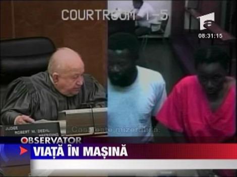 Au trait in masina, pentru a nu murdari casa