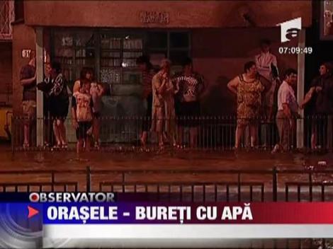 Furtuna a facut ravagii in mai multe orase din tara