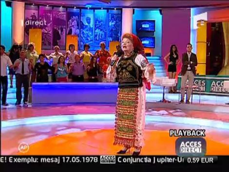 Saveta Bogdan a cantat la Acces Direct