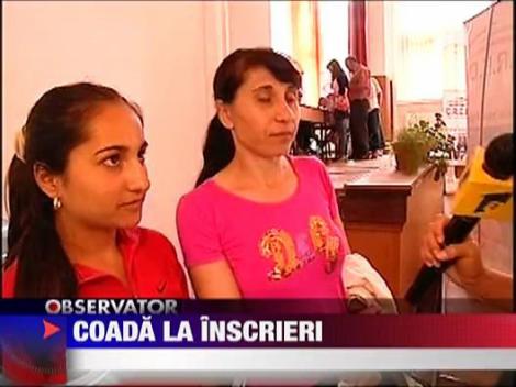 Coada la inscrierile la liceu