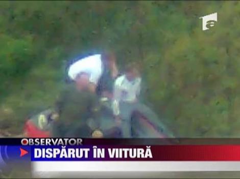 Dat disparut dupa ce masina i-a fost luata de inundatii - UPDATE
