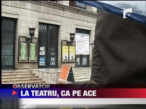 Au ajuns de la teatru la spital, din cauza scaunelor