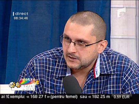 Pasiunea sa, drapelele! Adrian Dragomir