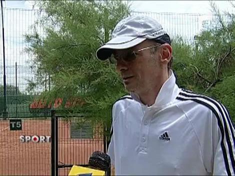 Mihai Albu vorbeste despre imbracamintea vestimentara din fotbal.