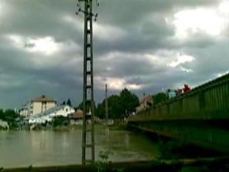 Apele nu iarta, cosmarul continua...