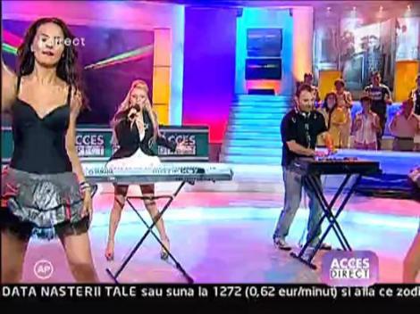 Kristine a cantat "Se thelo" la Acces Direct