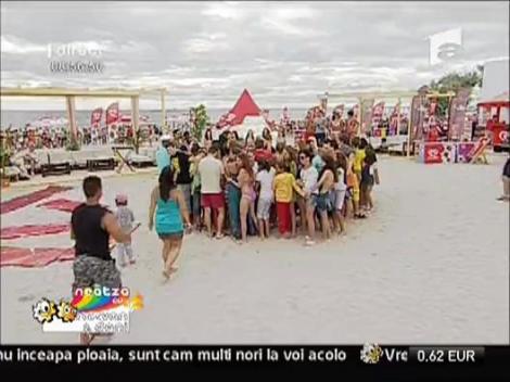 MEGA Matzele incurcate pe plaja Algida