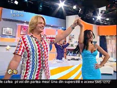 Maria Carneci a cantat la Neatza