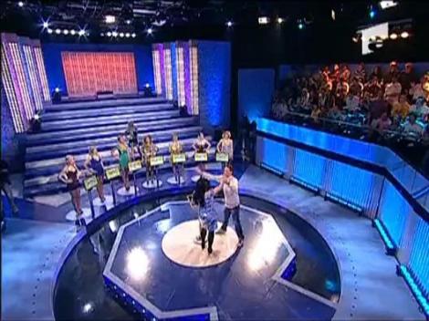 Adriana Bahmuteanu nervoasa