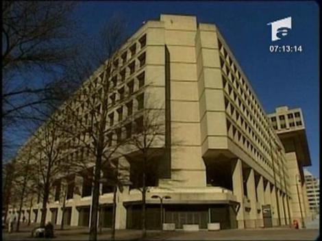 24 de romani au fost arestati de FBI