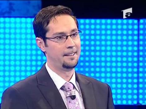 Vestimentatia primarului Adrian Purcaru