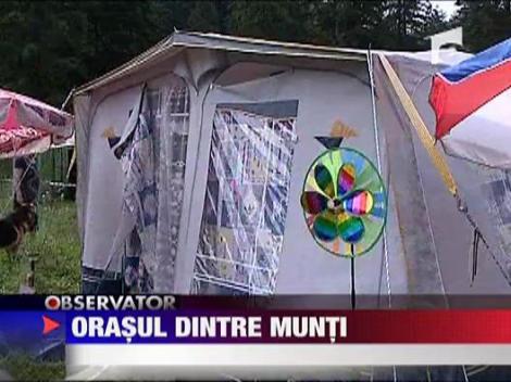 Orasul dintre munti