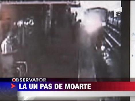 La un pas de moarte pe sina de metrou