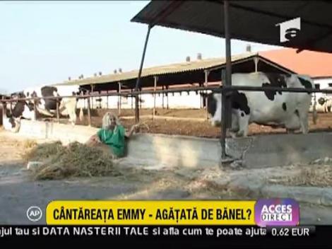 Banel incearca sa agate, Emmy respinge