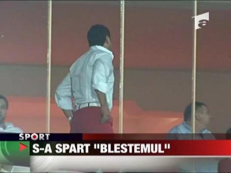 S-a spart "blestemul" la Dinamo