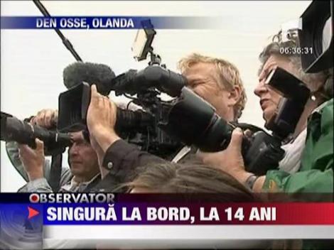 Singura la bord, la 14 ani