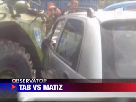 A intrat cu Matiz-ul intr-un TAB