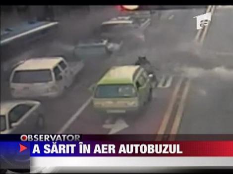 A sarit in aer autobuzul