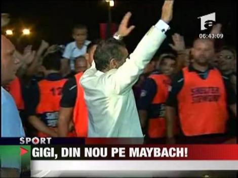 Gigi Becali s-a urcat iar pe Maybach!