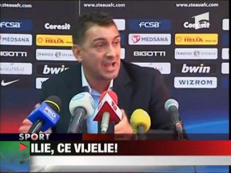 Ilie s-a suparat pe Ienei si Piturca!