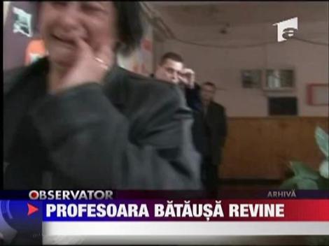 Profesoara batausa revine