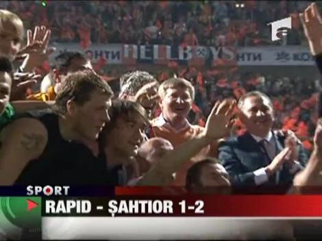 Lucescu, asteptat cu flori la aeroport