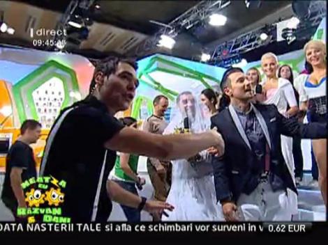 Dj Rynno in rochie de mireasa