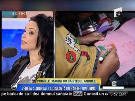 Primele imagini cu baietelul chinez adoptat de Andreea Marin