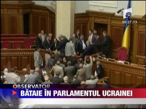 Bataie in parlamentul Ucrainei