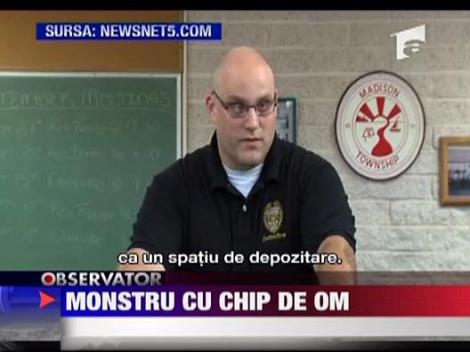 Monstru cu chip de om