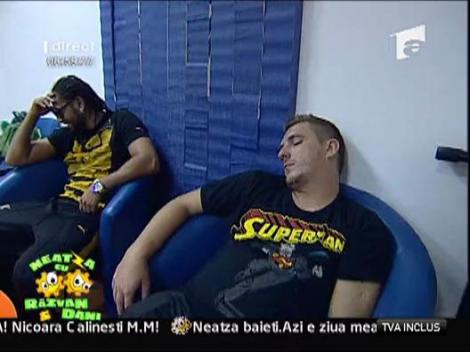 Mayer a adormit in culisele matinalului