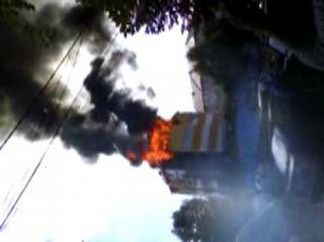 VIDEO! Constanta: Un hotel abia construit s-a facut scrum