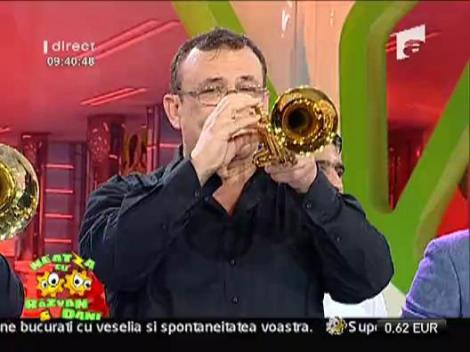 Mahala Rai Banda - Ding deng dong