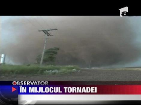 In mijlocul tornadei