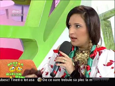 Lavinia Raducanu & Taraful Rromak  la Neatza