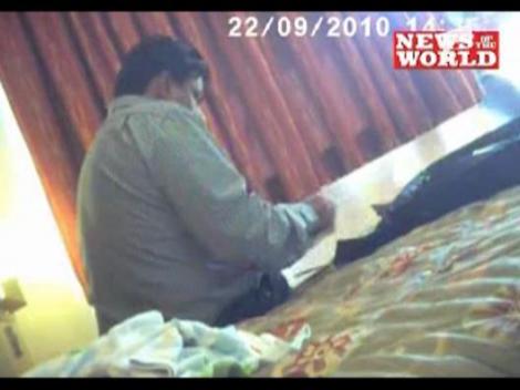 Pretul unui copil! Emigranti care-si vand copiii