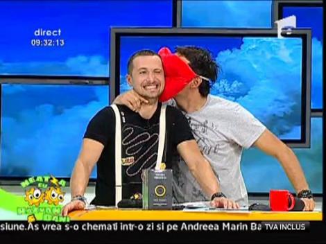 Razvan si-a marit buzele