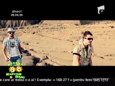 Resident Deejays & Frissco - lovely smile