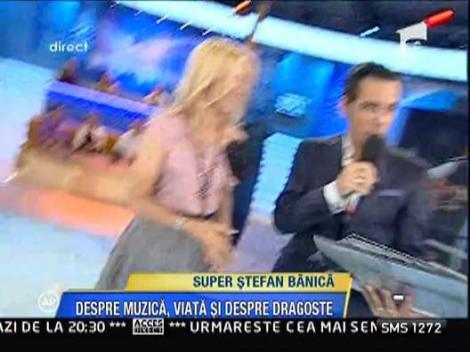 Surpriza de proportii pentru Stefan: un disc de vinil cu muzica lui