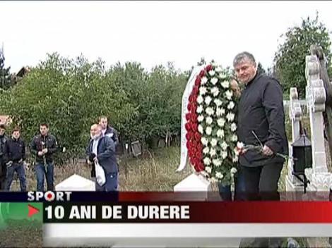 10 ani de durere