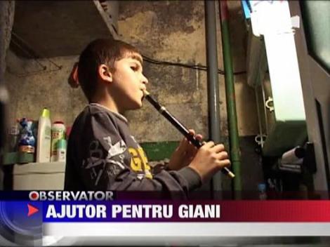 Ajutor pentru Giani! Canta la 18 instrumente muzicale