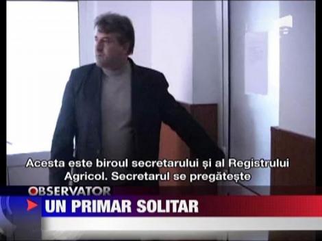 Un primar singur! Toti angajatii au demisionat