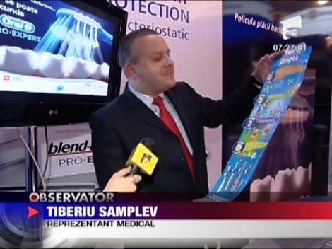 Dinti frumosi de mici