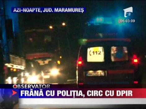 Au intrat cu masina in politie