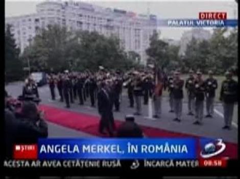 Angela Merkel a ajuns la Palatul Victoria