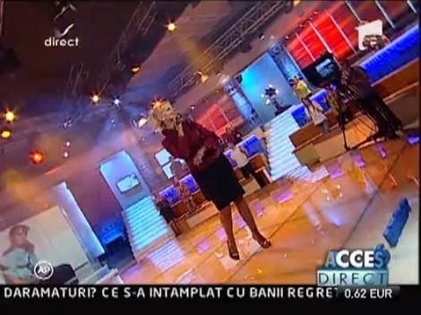 Anastasia Lazariuc - "De ce?"