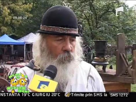 Materian Duta la un Targ de antichitati