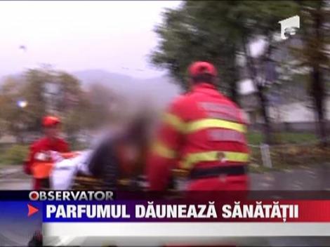 Trei elevi din Baia Mare s-au intoxicat cu parfum