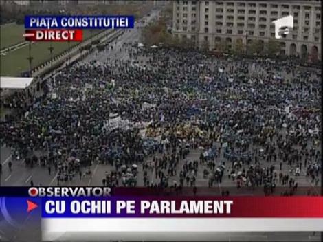 Protestatarii, la Parlament